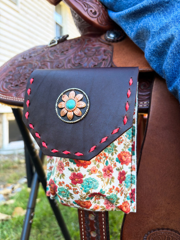 [In Stock] Lady Emberly  -  Back Cinch Saddle Bag