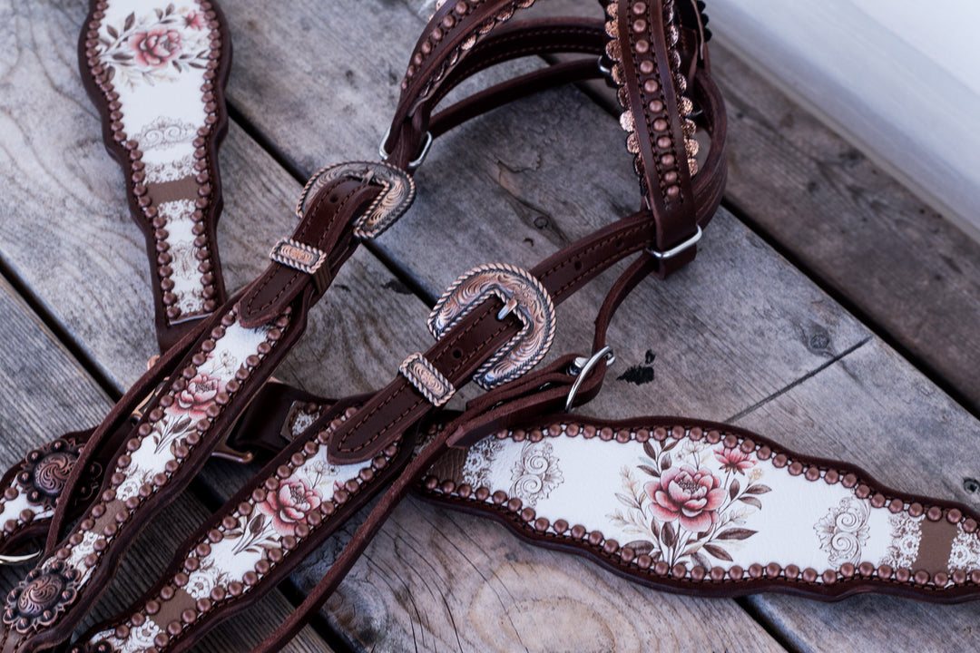 [ Made To Order] The Blush Drawing Room-  Regular Style Tack Set
