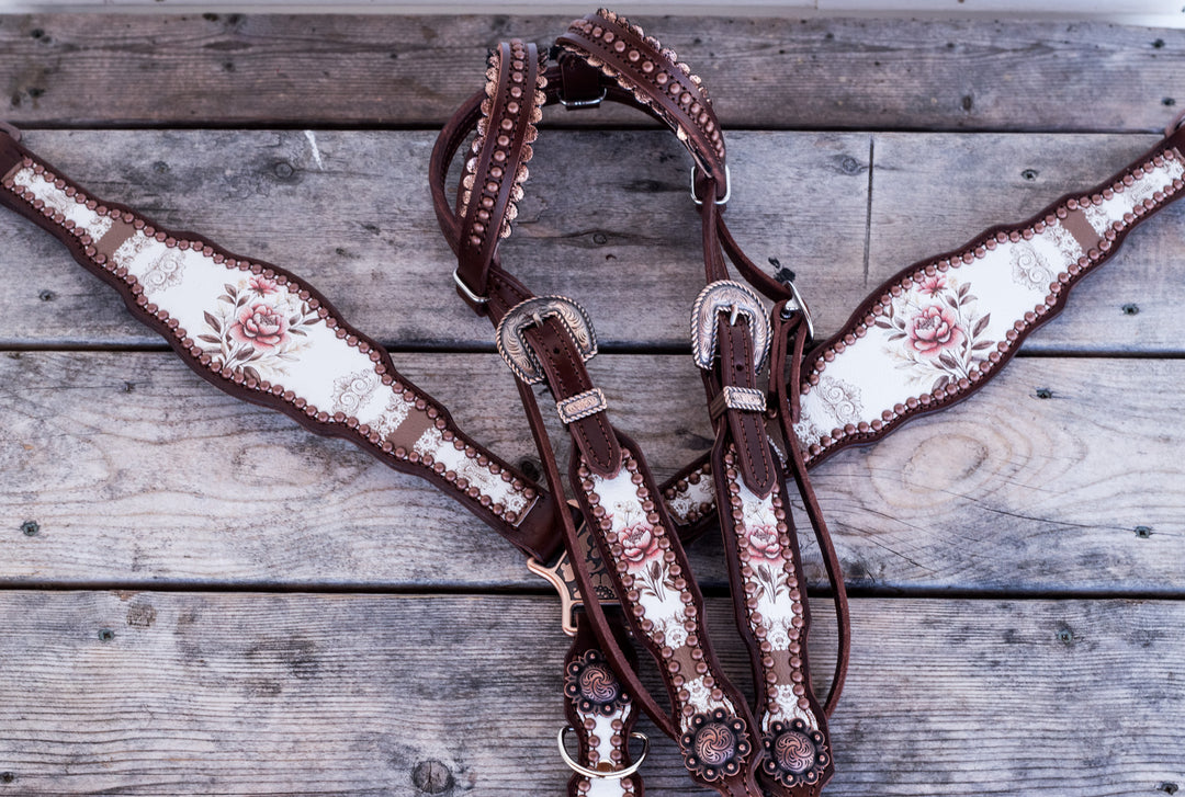 [ Made To Order] The Blush Drawing Room-  Regular Style Tack Set
