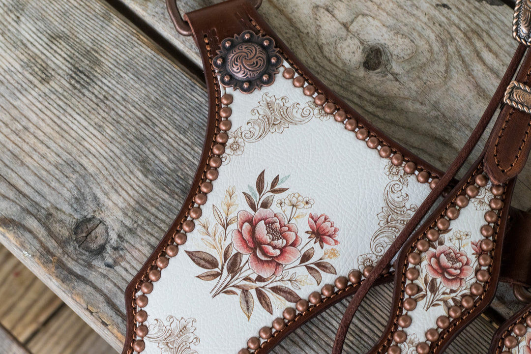 [In Stock] blushing drawing room overlay -  Large Centerplate Tack Set - one ear