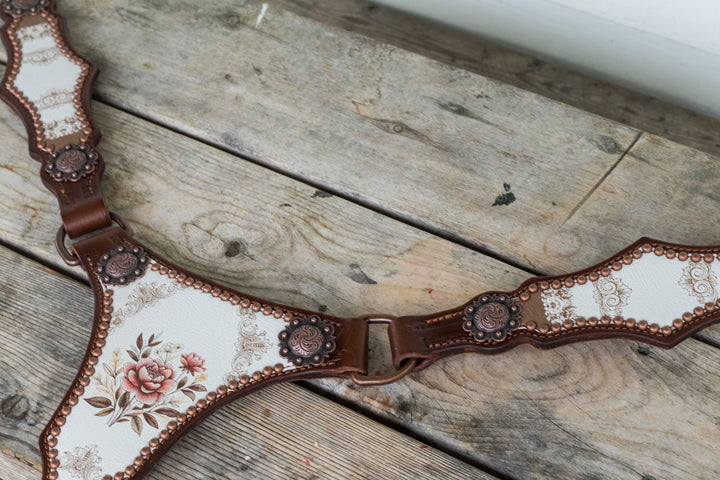 [In Stock] blushing drawing room overlay -  Large Centerplate Tack Set - one ear