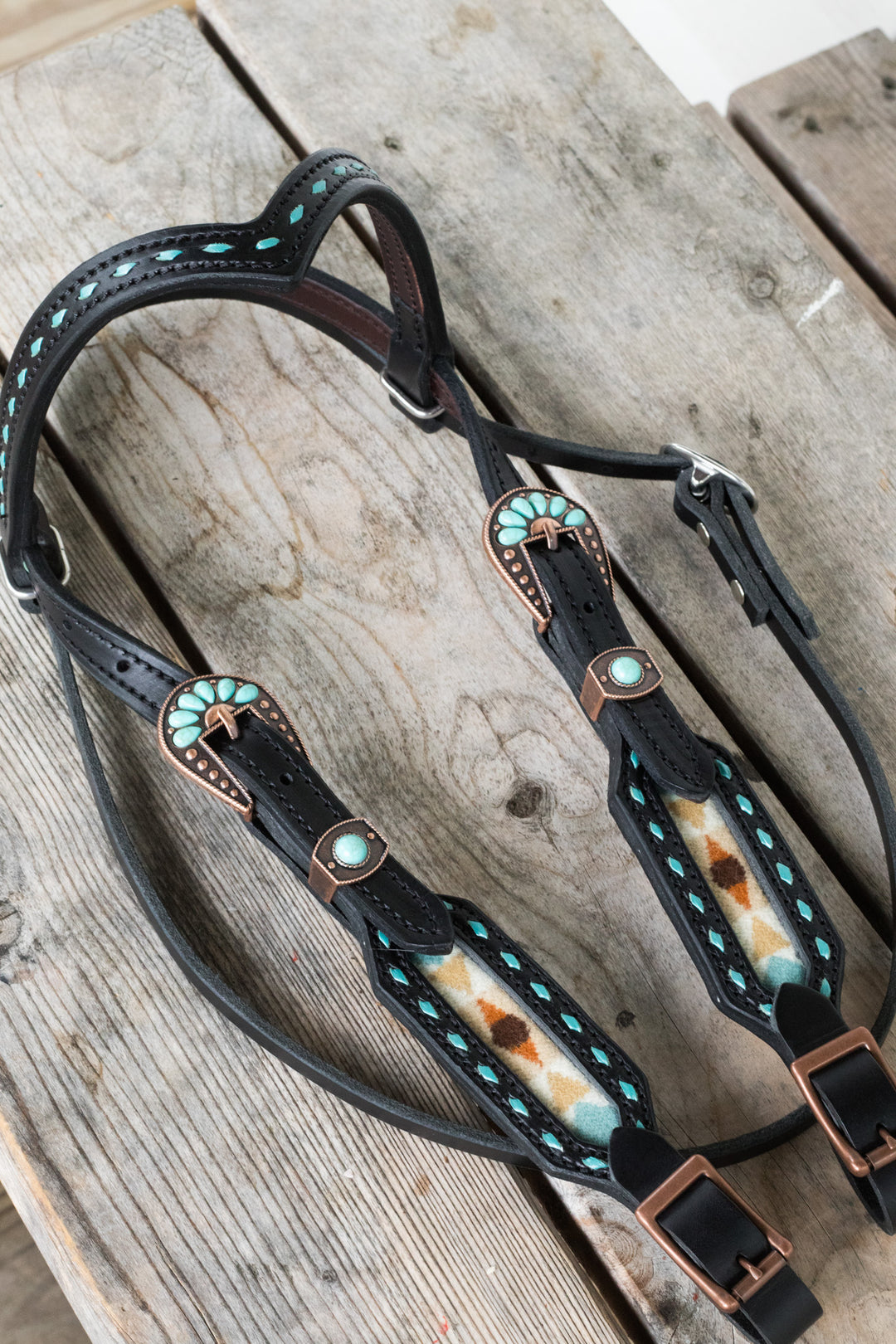 [ In Stock ] Turquoise wool - vbrow on black - Quick Change Headstall