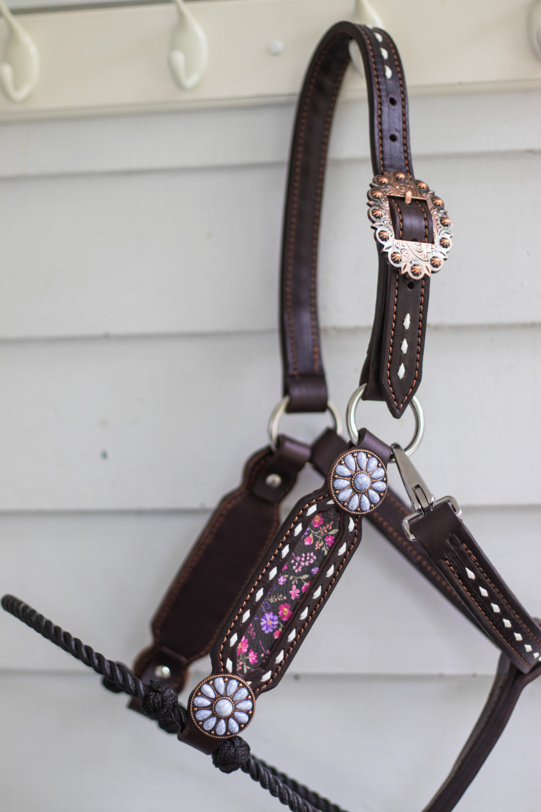 [ Stock] Full Leather Lariat Halter - Starlight Bloom  - black lariat