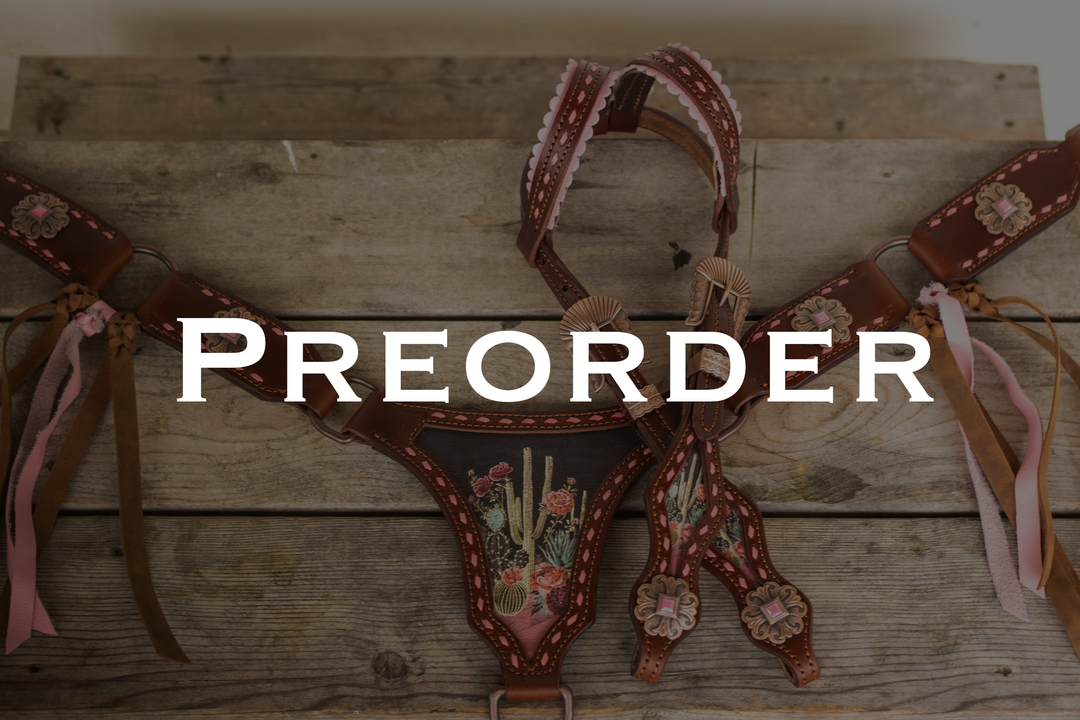 [ PREORDER ] Deset Rose in pink- large centerplate- tack set